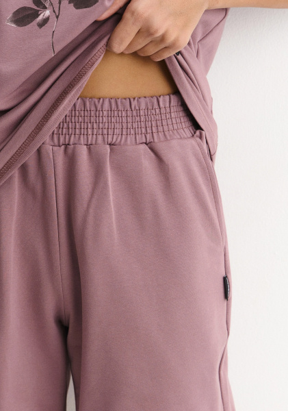 03-амарантовый